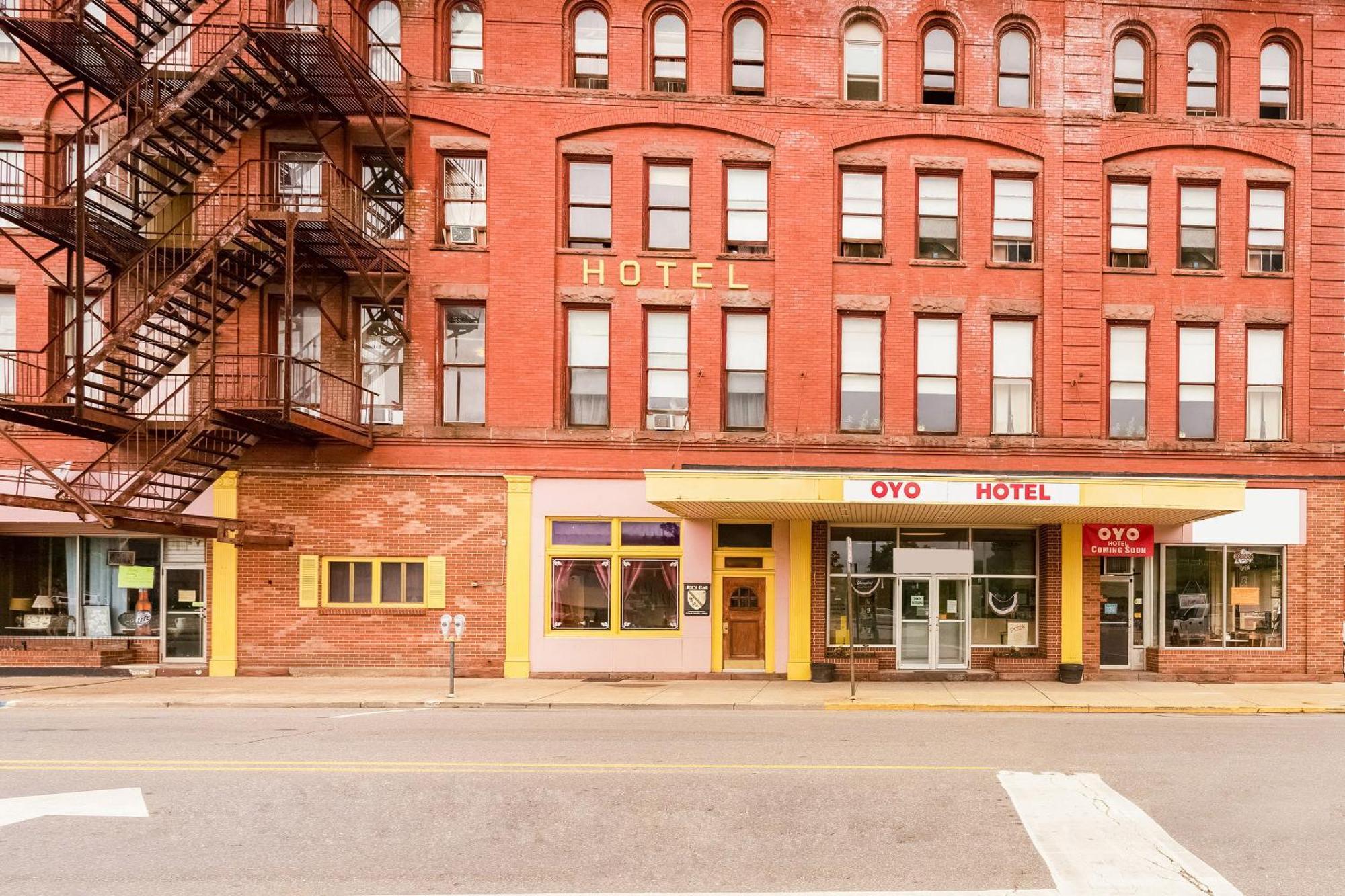 Oyo Hotel Bradford Main St Pa Exterior photo